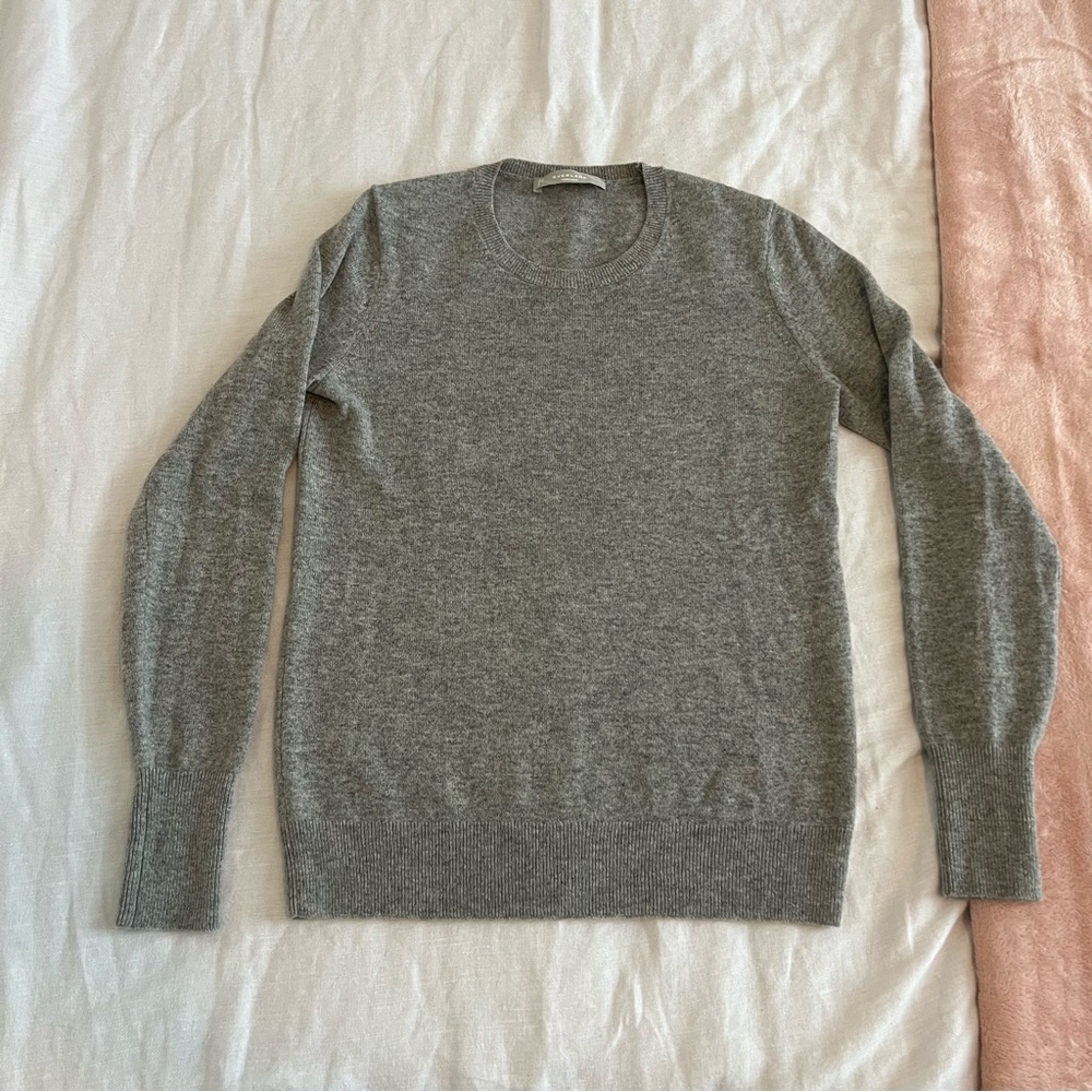 Everlane Gray Cashmere Sweater in Size XS
